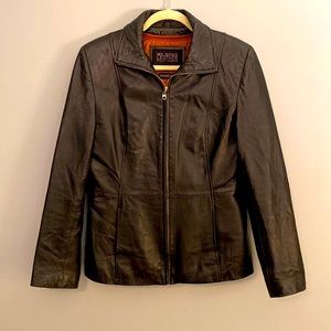 💥Women’s Wilson’s Leather jacket. Sz M 💥